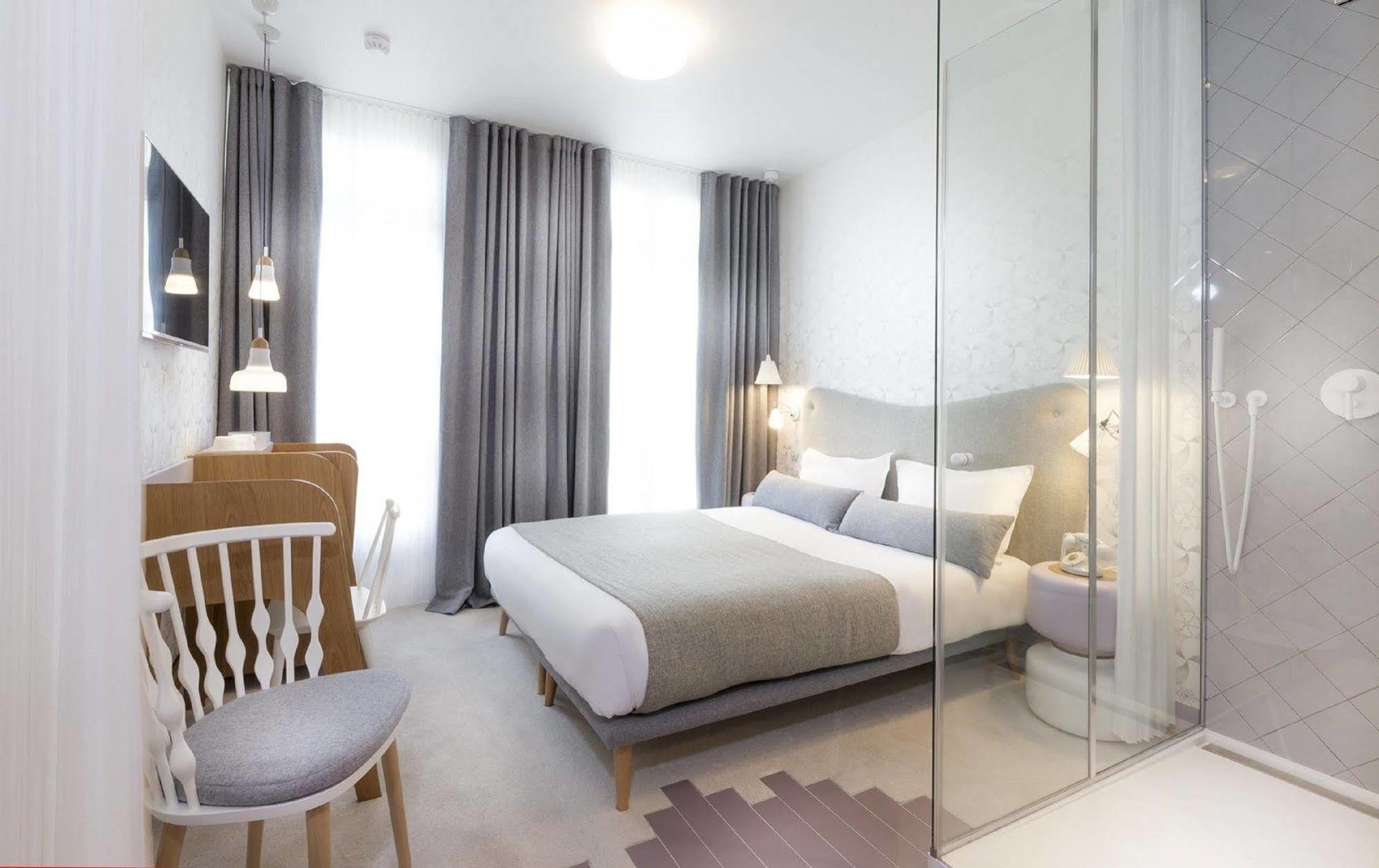 Hotel Le Lapin Blanc Paris Exterior photo